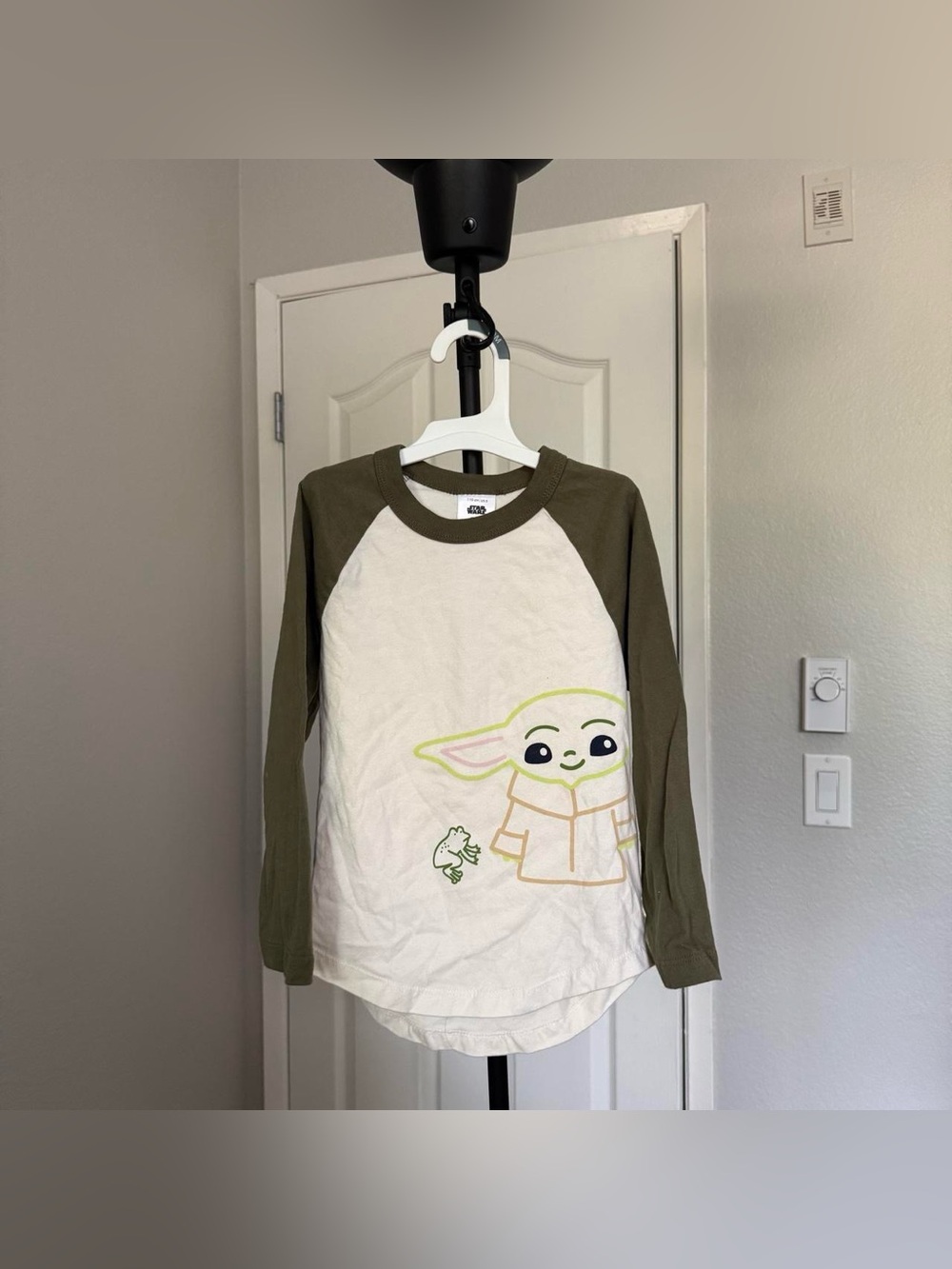 Hanna Anderson Yoda Longsleeve